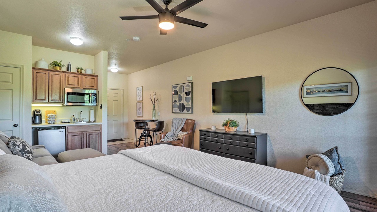 Photo of Bedroom in Branson West