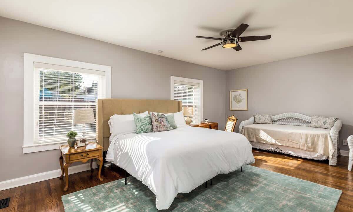 Photo of Bedroom in Riverview
