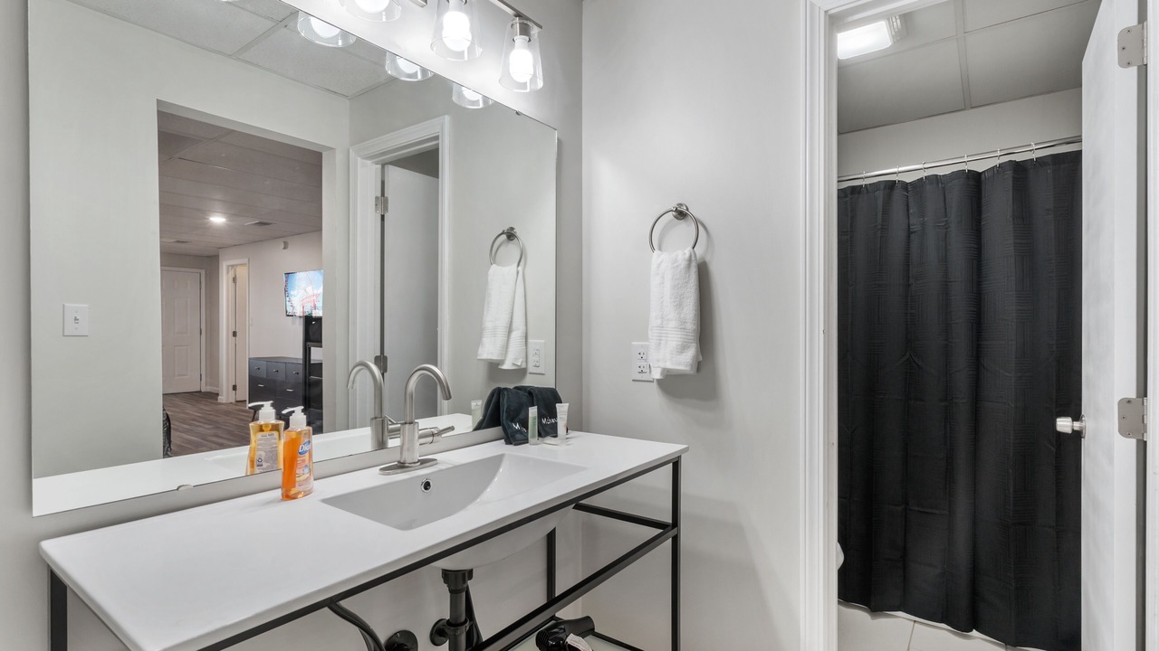 Photo of Bathroom in Notch Estates