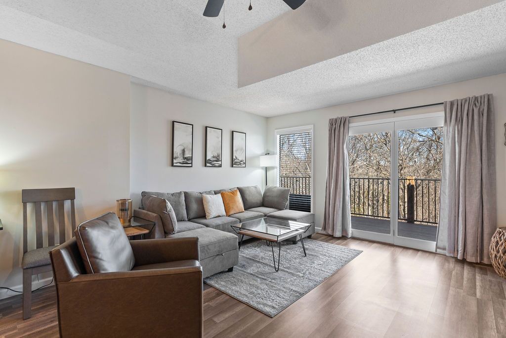 Photo of Livingroom in Notch Estates