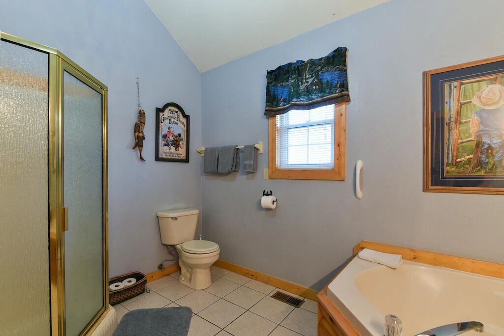 Photo of Bathroom in Notch Estates