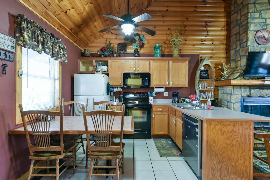 Photo of Others in Notch Estates