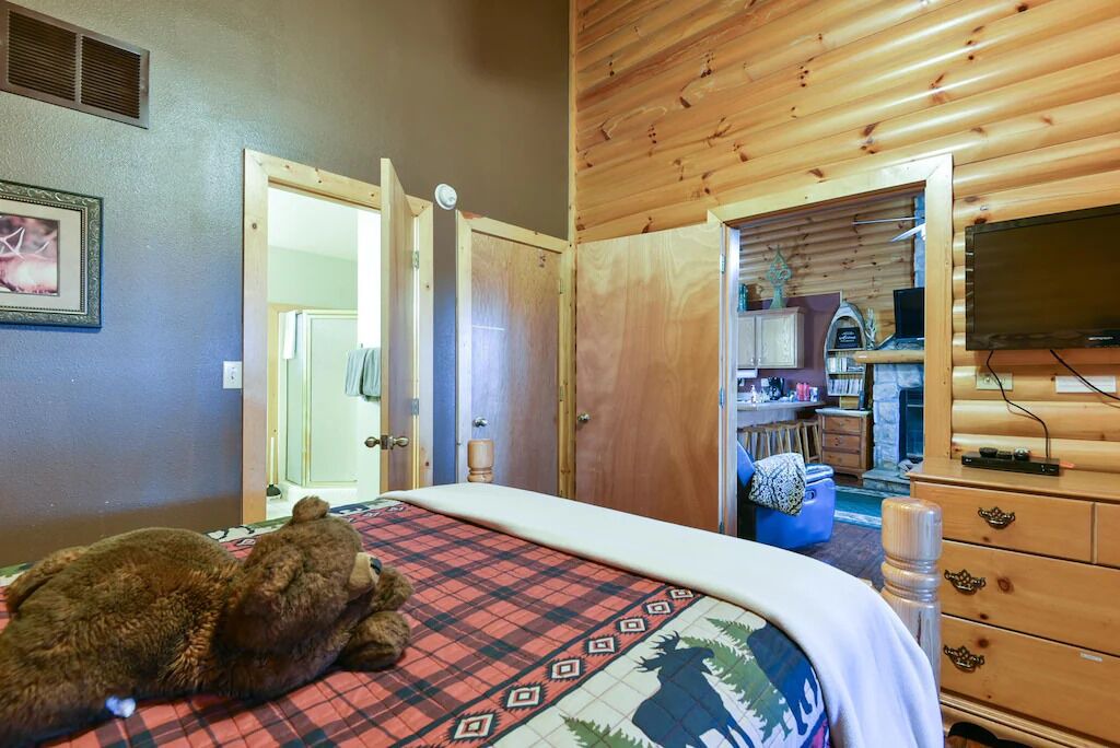 Photo of Others in Notch Estates