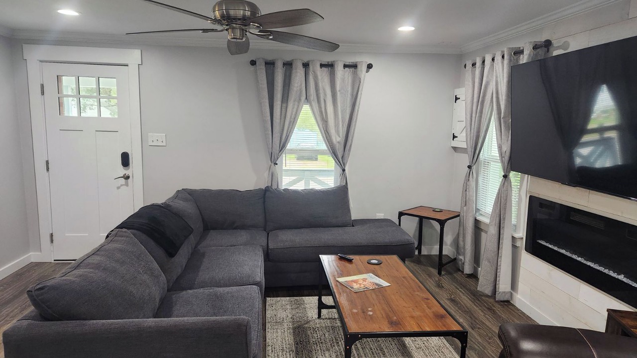 Photo of Livingroom in Morehead City