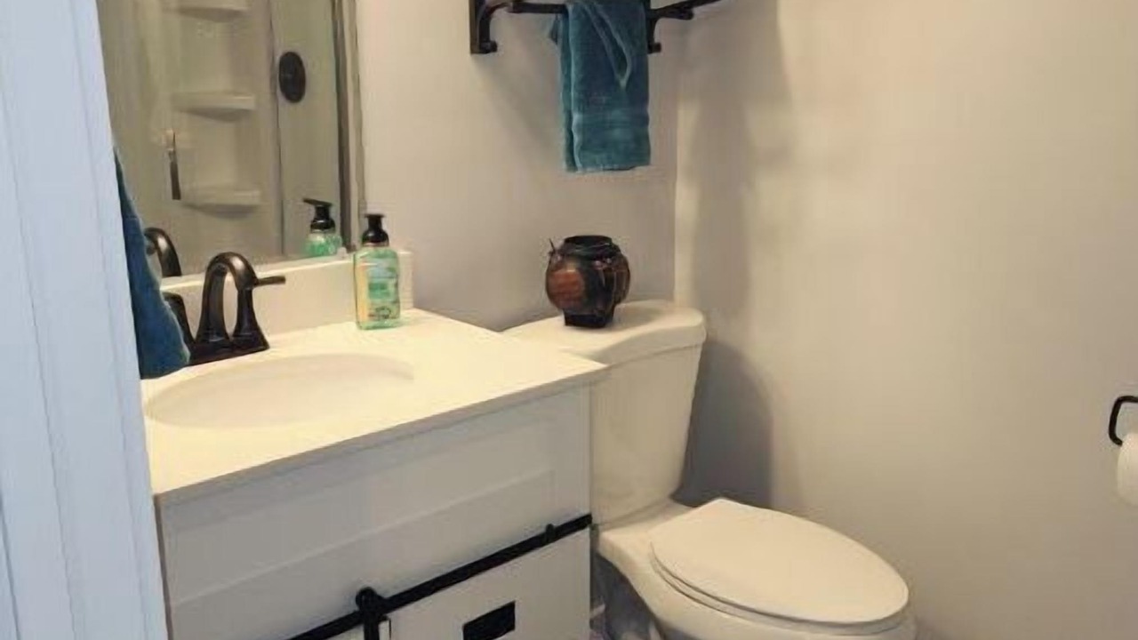 Photo of Bathroom in Morehead City