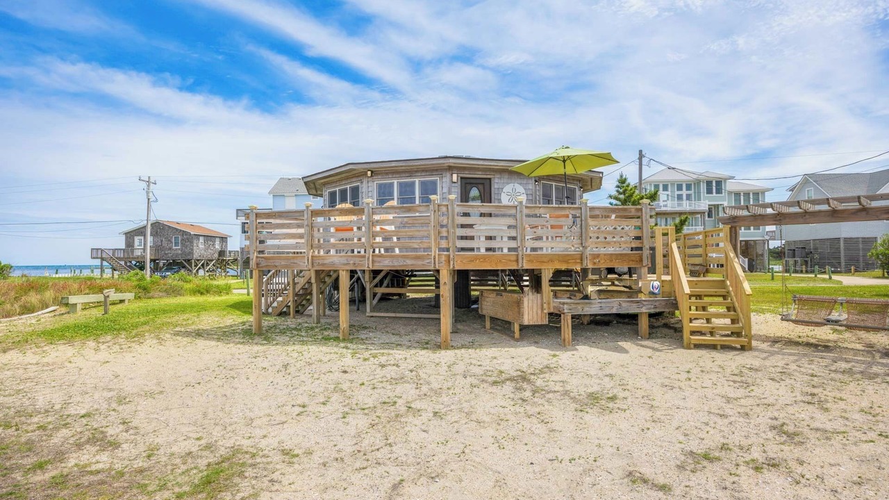 Photo of Outdoor in Brigands' Bay