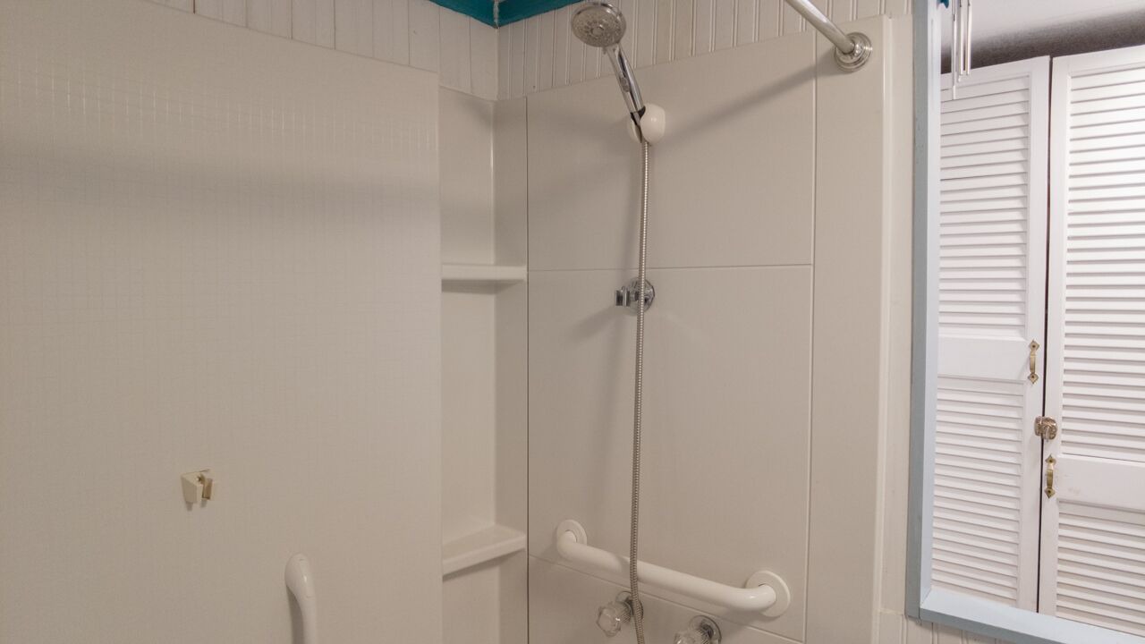 Photo of Bathroom in Hollister