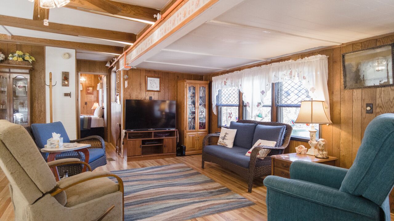 Photo of Livingroom in Hollister