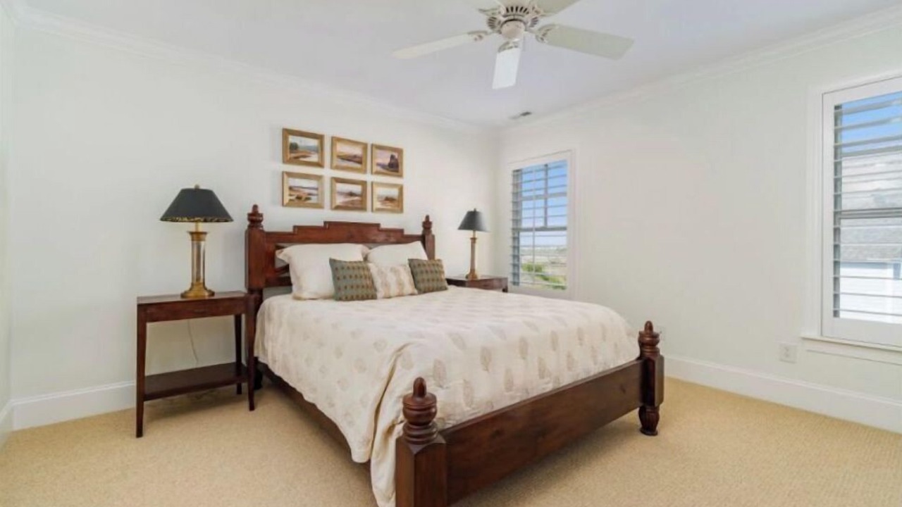 Photo of Bedroom in Atlantic Beach