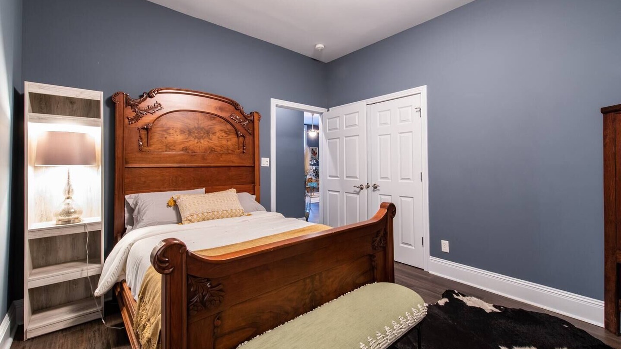 Photo of Bedroom in Downtown Louisville