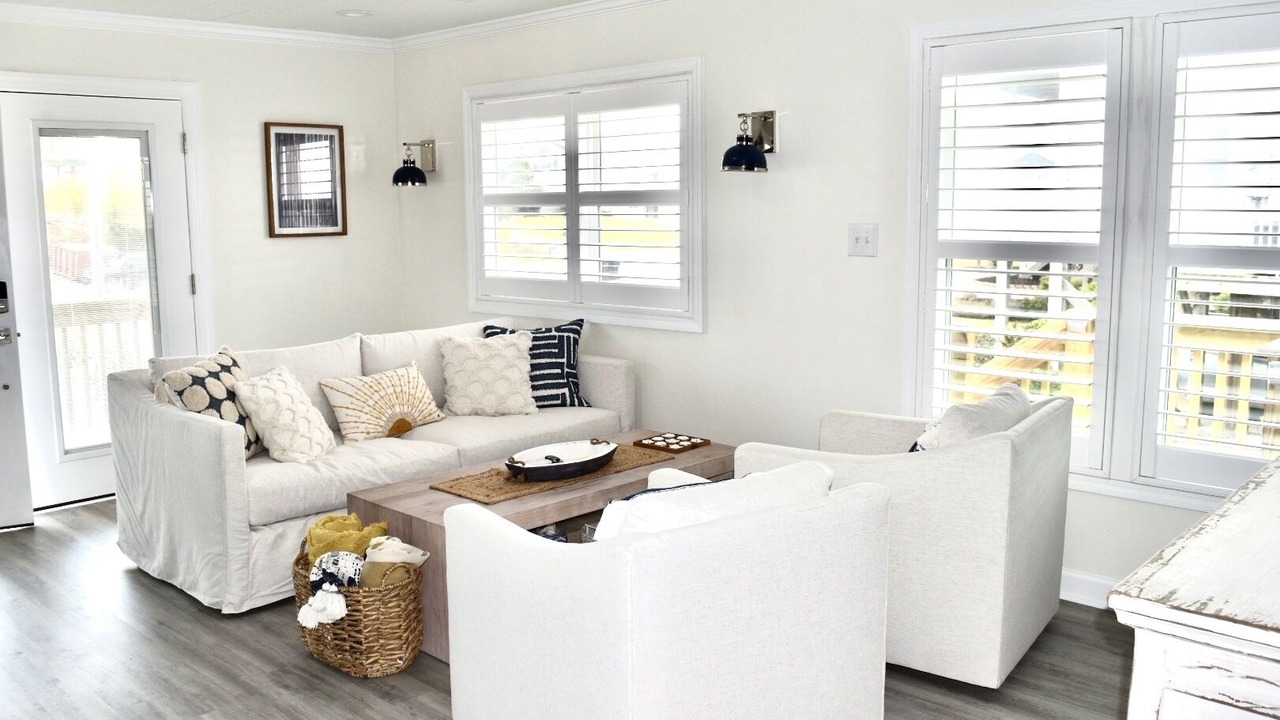 Photo of Livingroom in North Topsail Beach