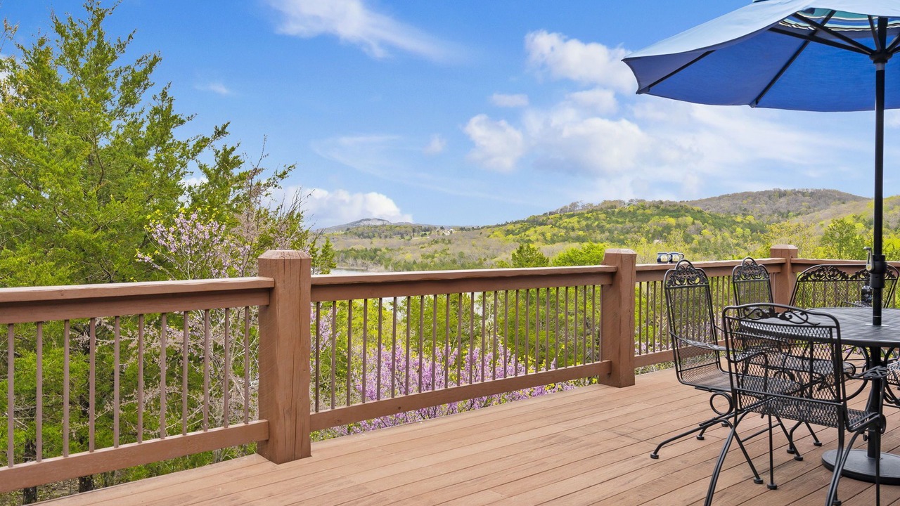 Photo of Outdoor in Blue Eye