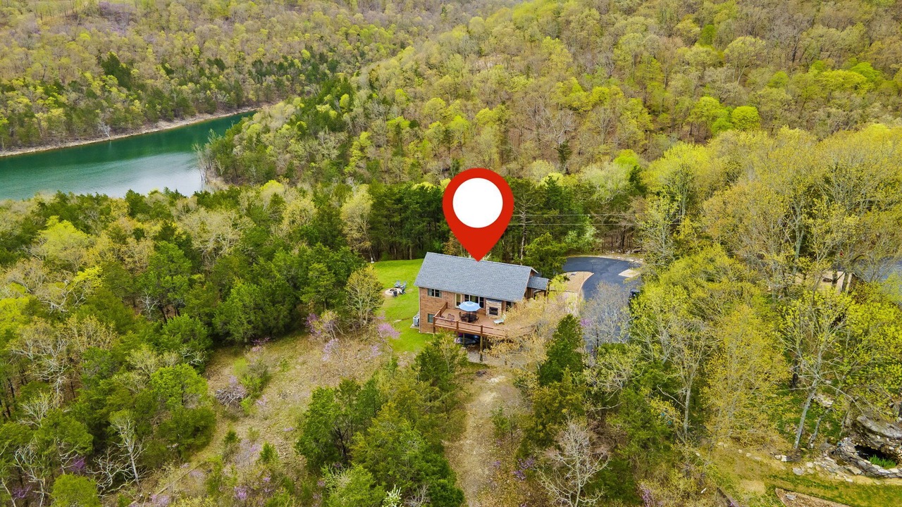 Photo of Outdoor in Blue Eye