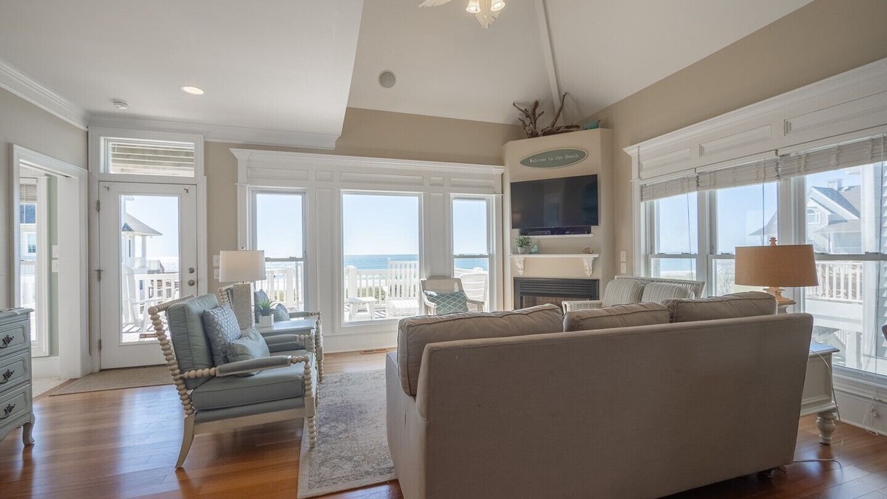 Photo of Bedroom in North Topsail Beach