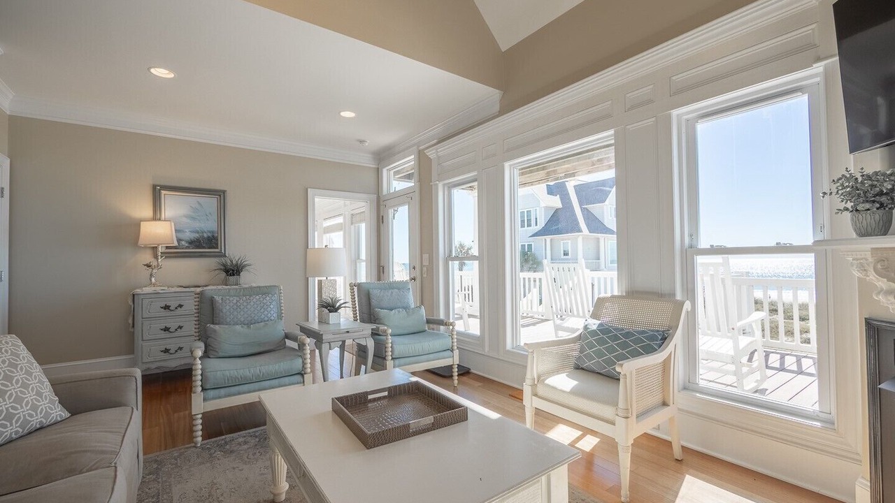 Photo of Bedroom in North Topsail Beach