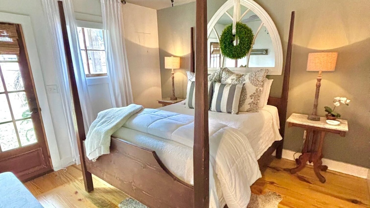 Photo of Bedroom in College Hill