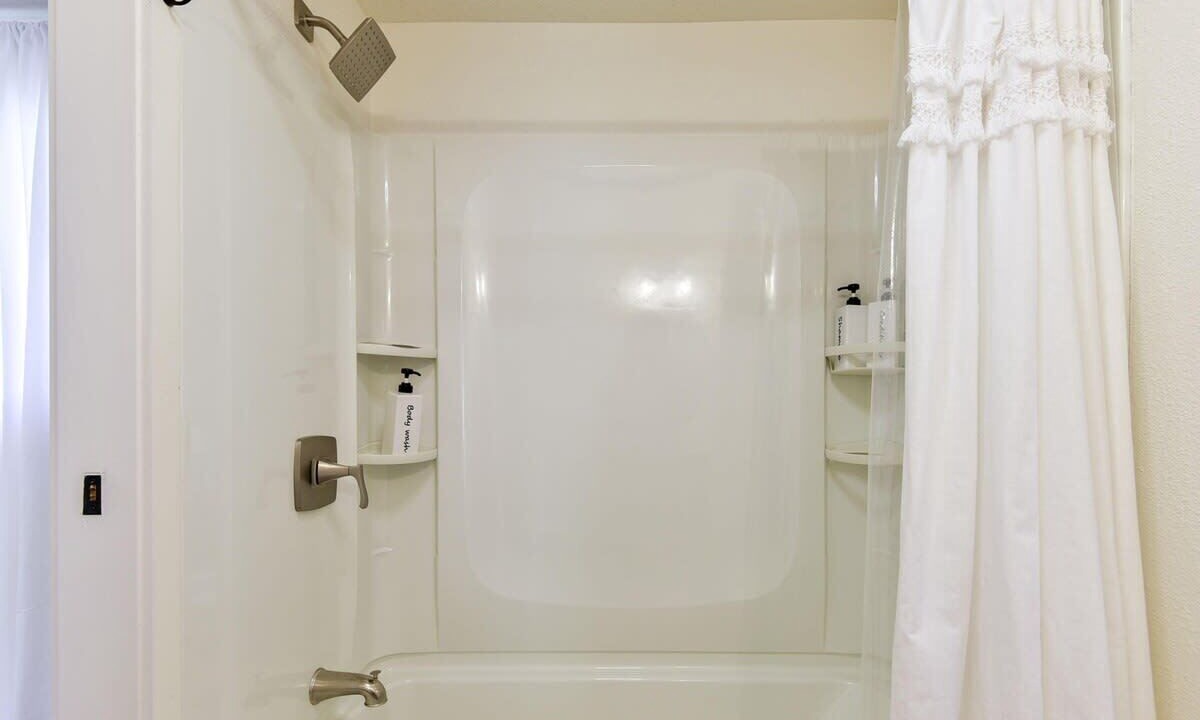 Photo of Bathroom in Rockaway Beach