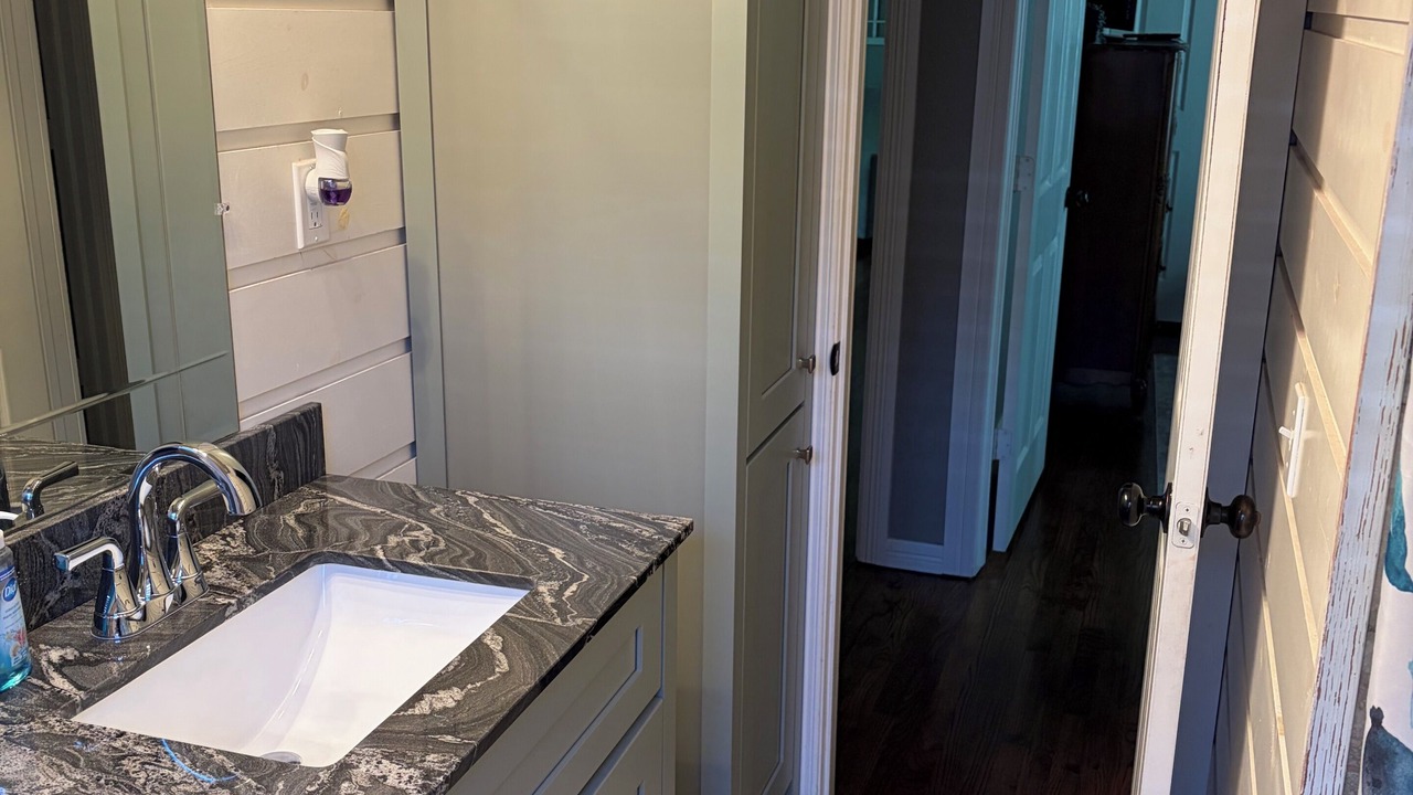 Photo of Bathroom in Pryor