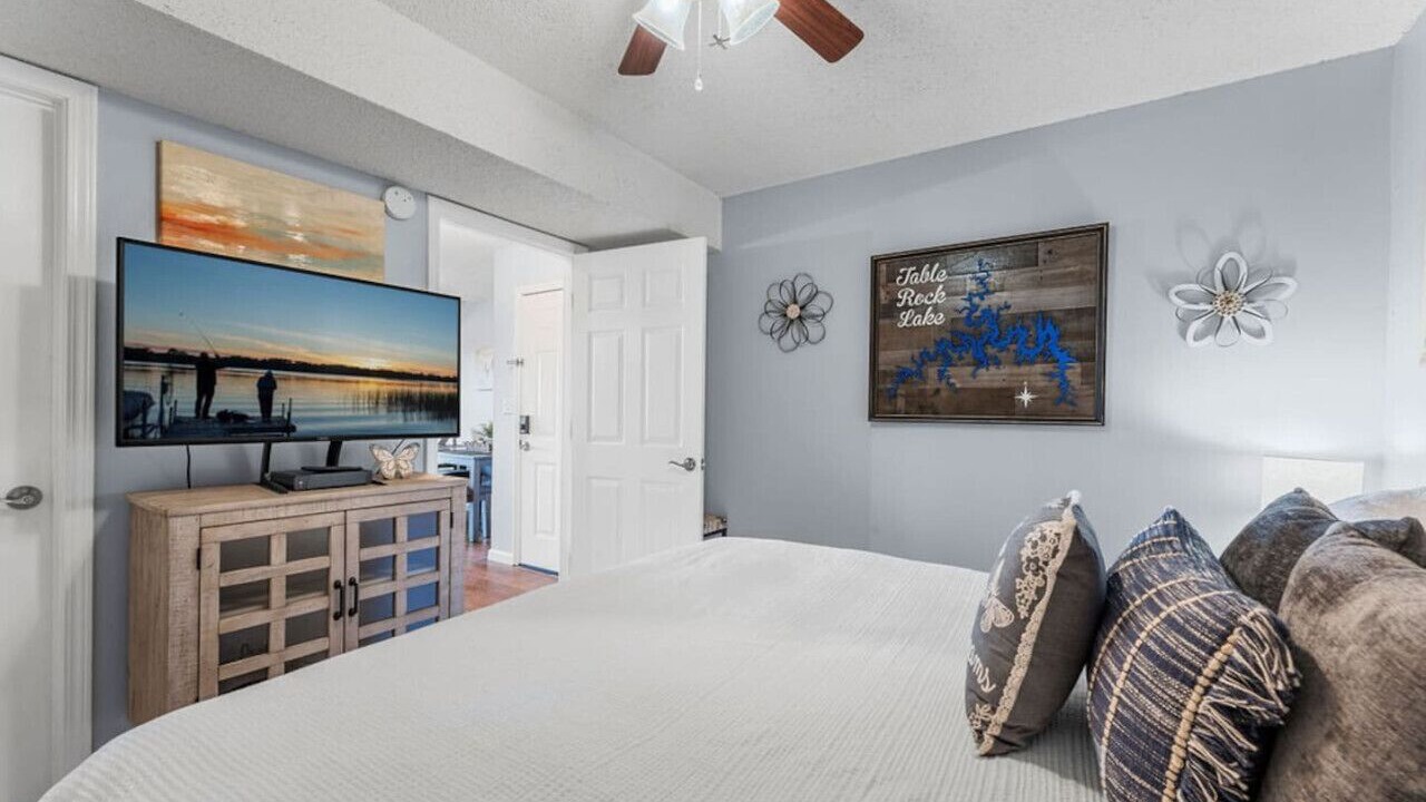 Photo of Bedroom in Notch Estates