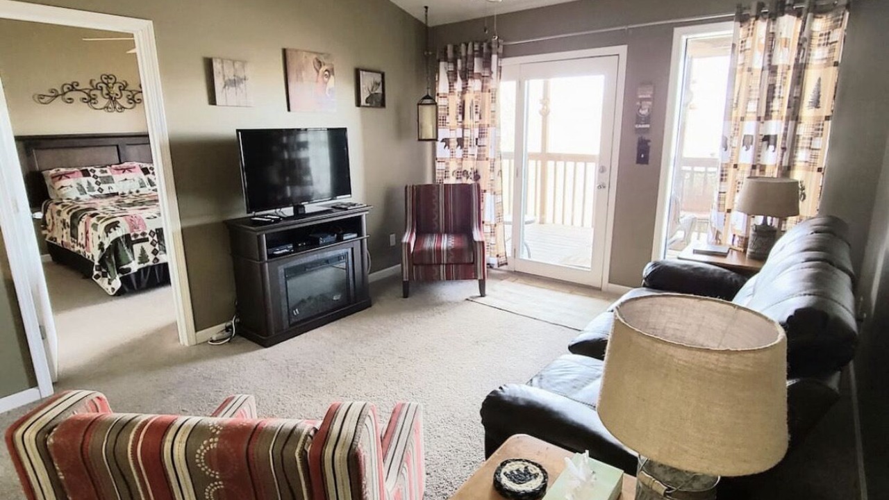 Photo of Livingroom in Notch Estates