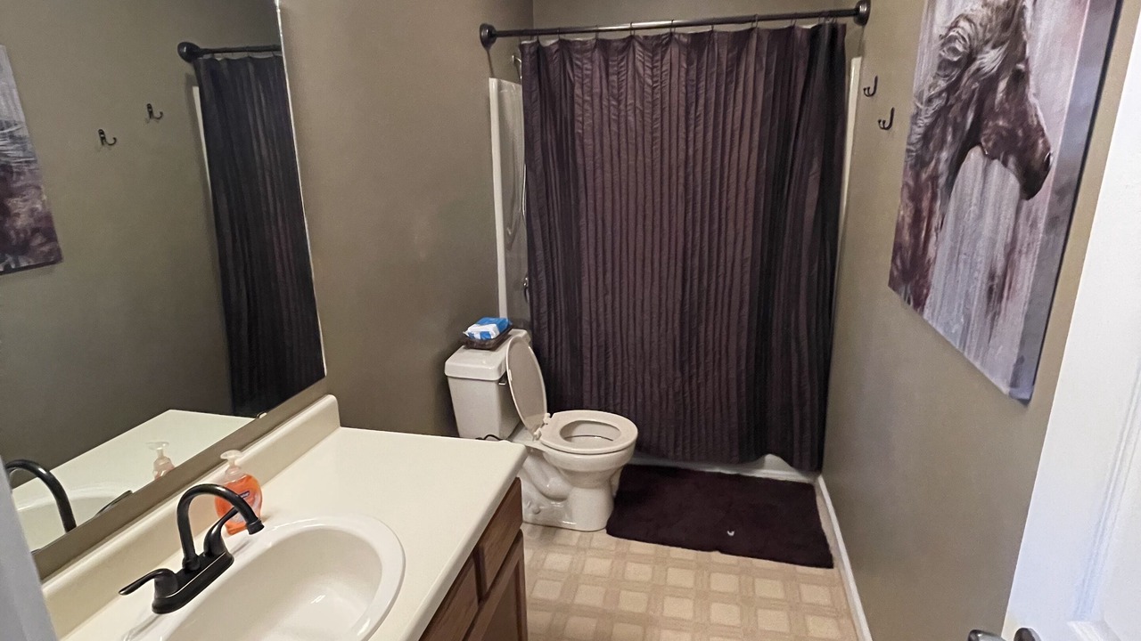 Photo of Bathroom in Notch Estates