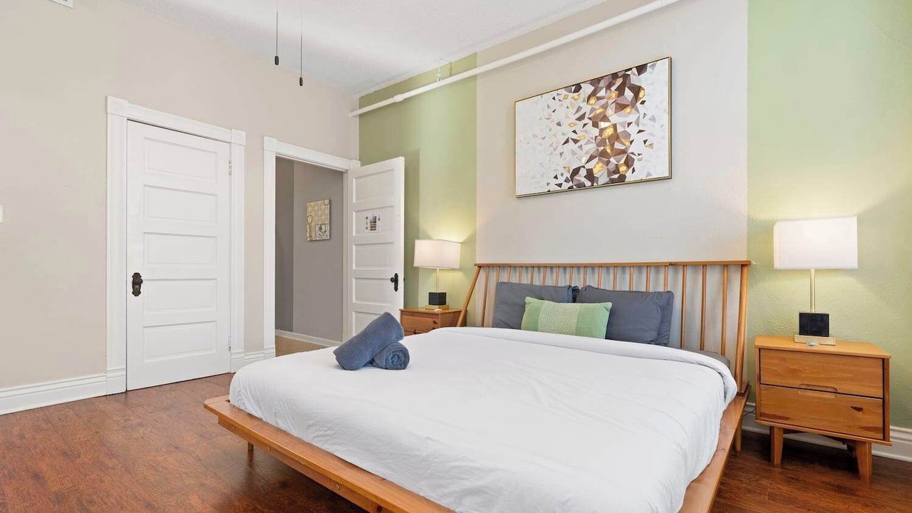 Photo of Bedroom in Shelby Park