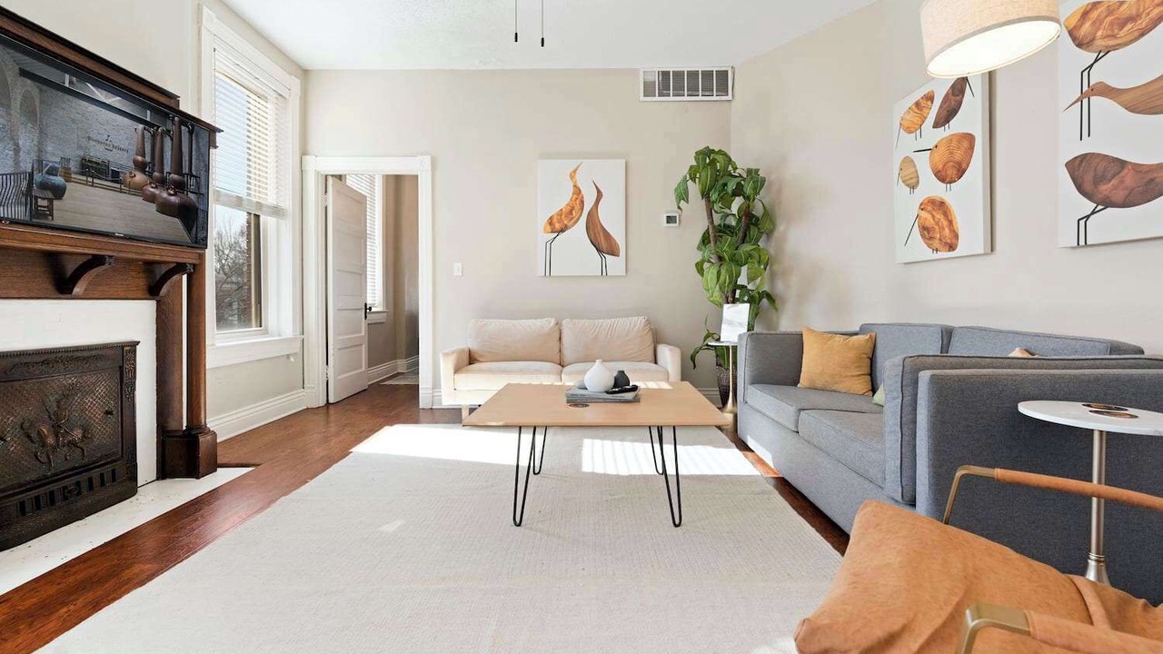 Photo of Livingroom in Shelby Park