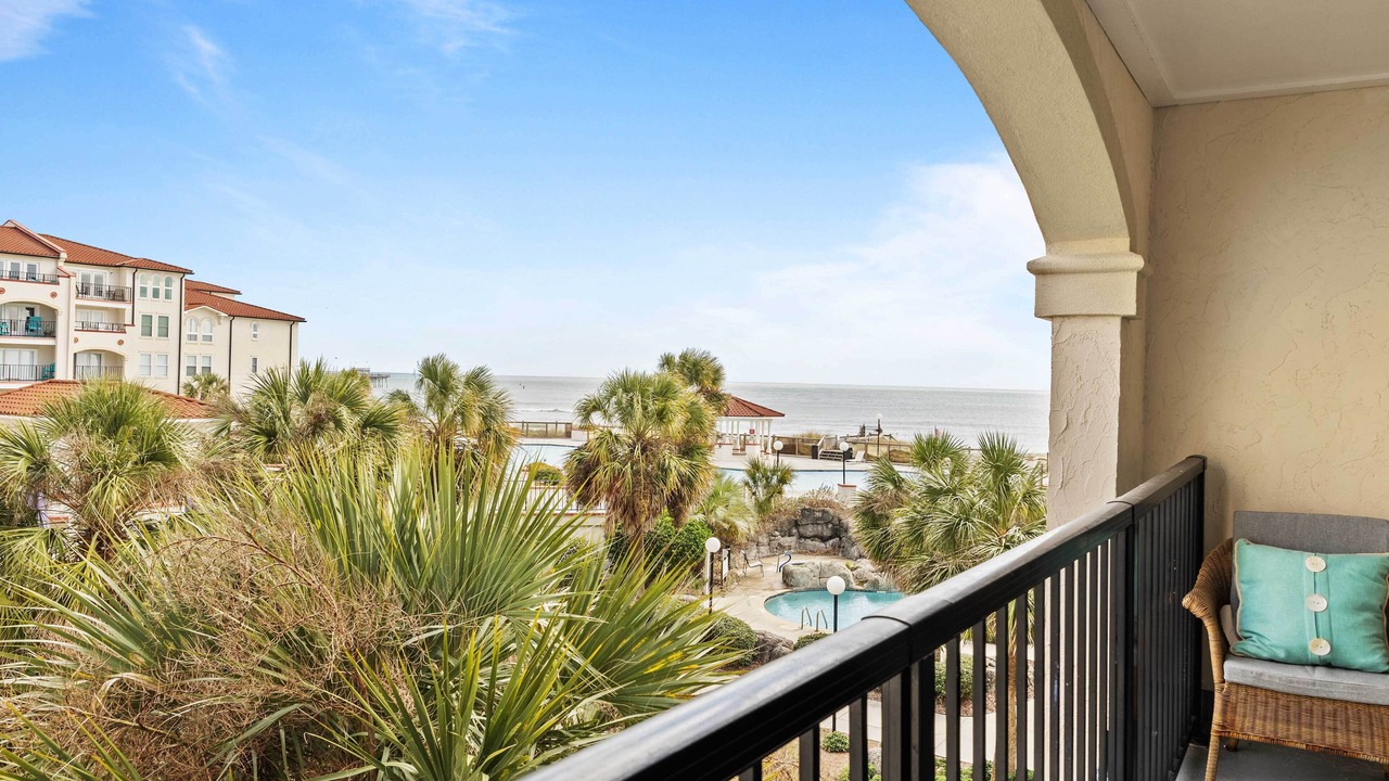 Photo of Patio Balcony in North Topsail Beach