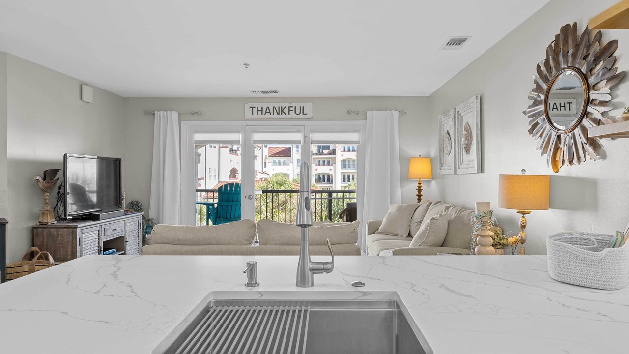 Photo of Livingroom in North Topsail Beach
