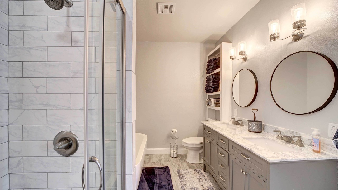 Photo of Bathroom in Afton