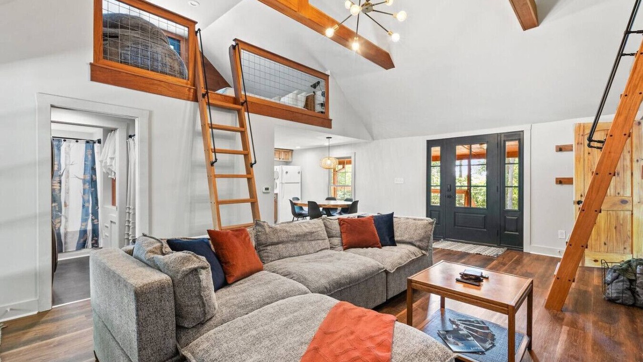 Photo of Livingroom in Stanton