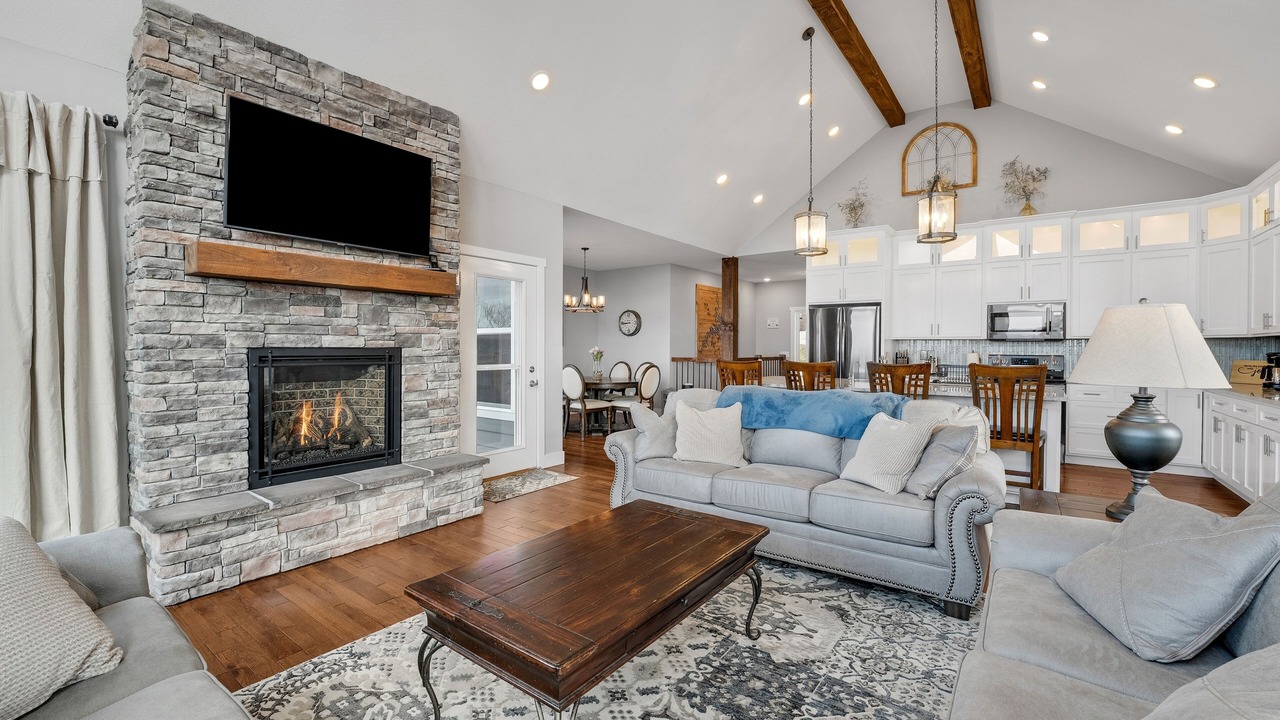 Photo of Livingroom in Branson West