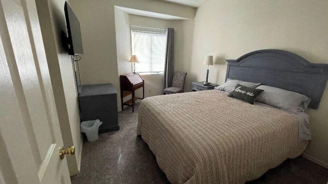 Photo of Bedroom in Northeast Heights
