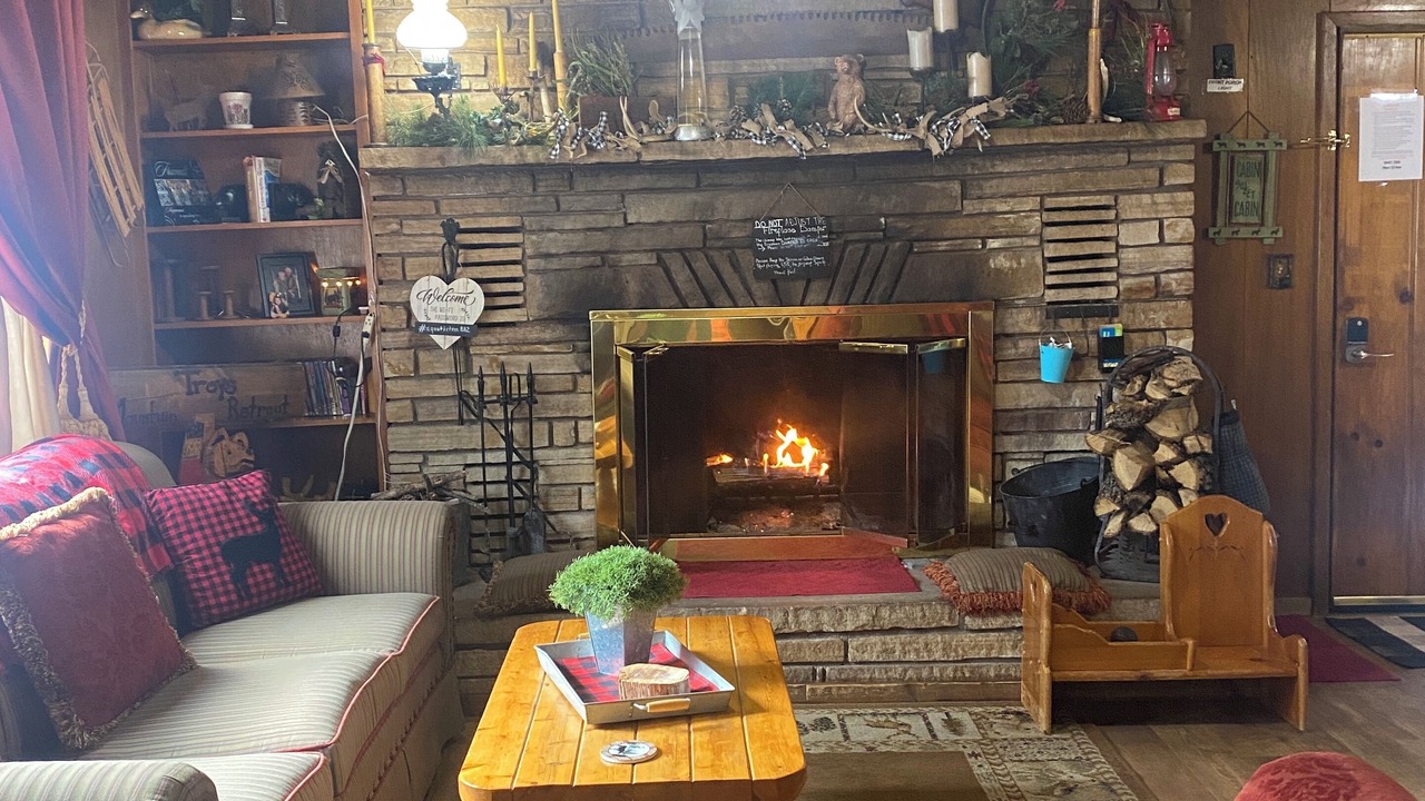 Photo of Livingroom in Cloudcroft