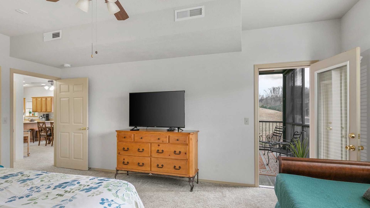 Photo of Bedroom in Branson West