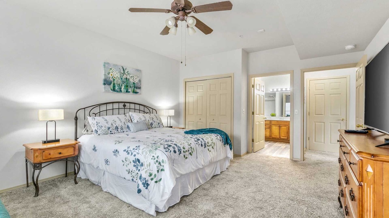Photo of Bedroom in Branson West