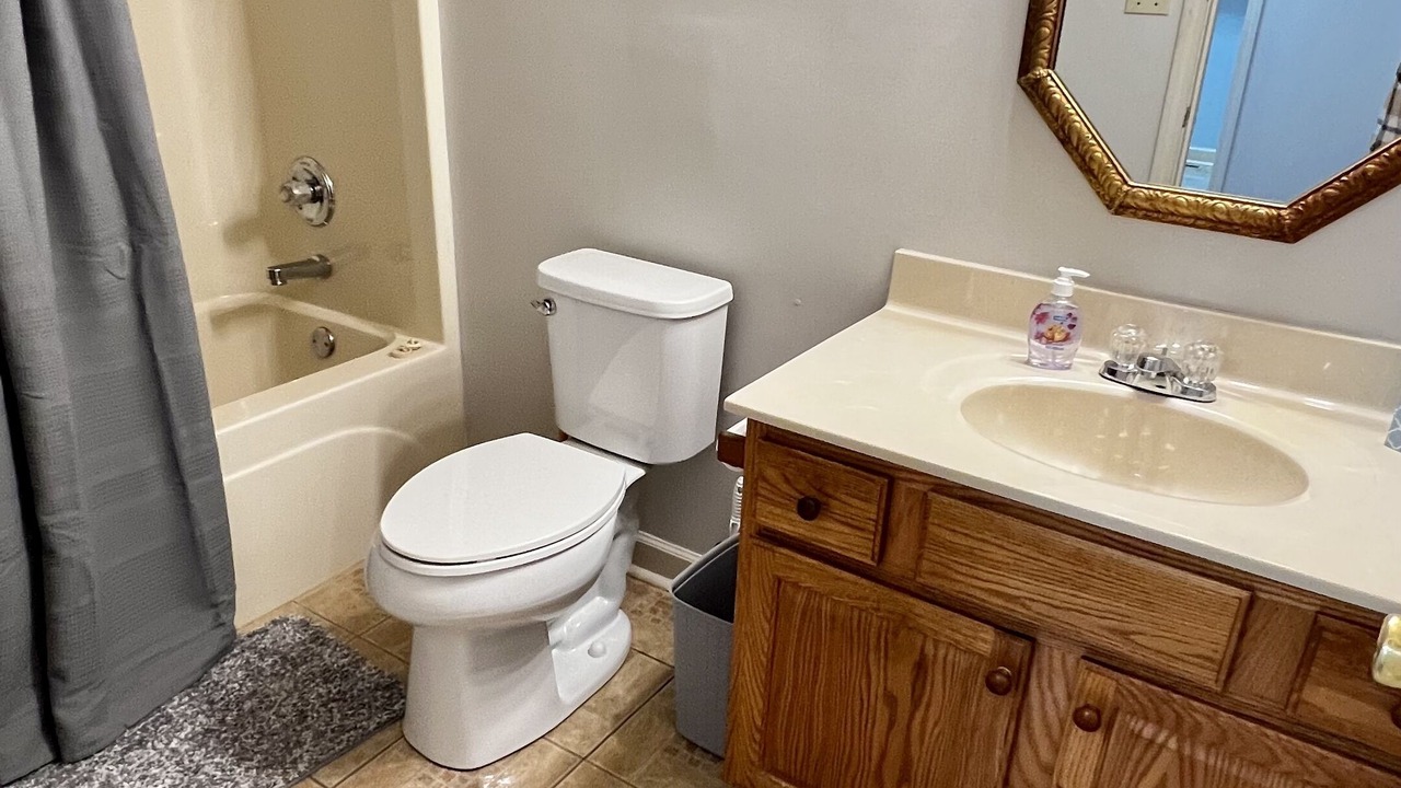Photo of Bathroom in Madisonville