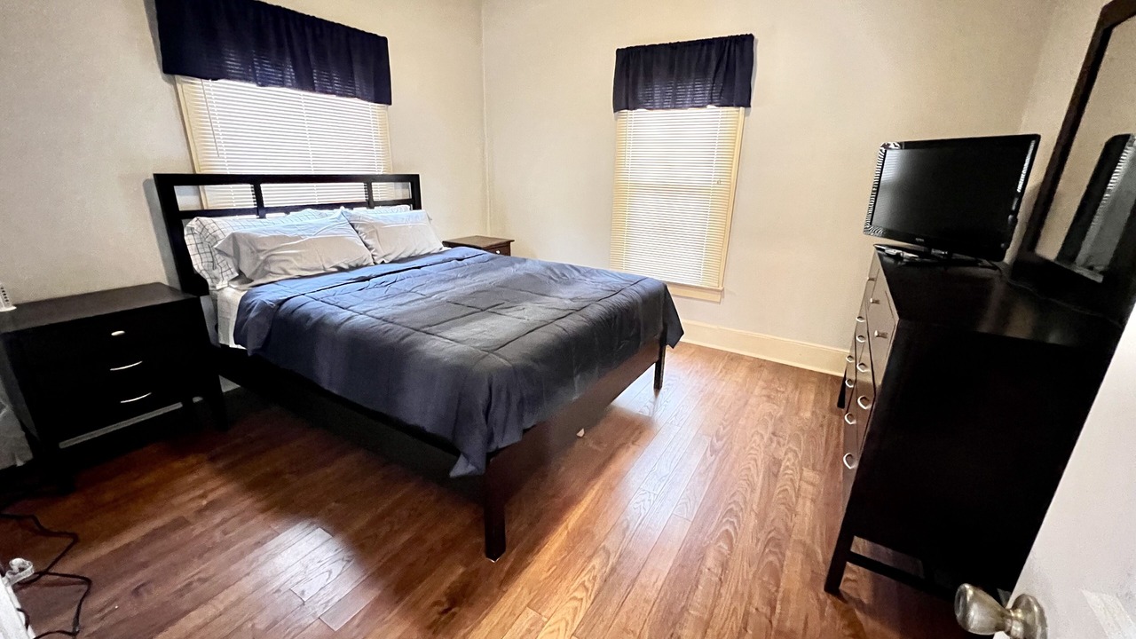 Photo of Bedroom in Madisonville