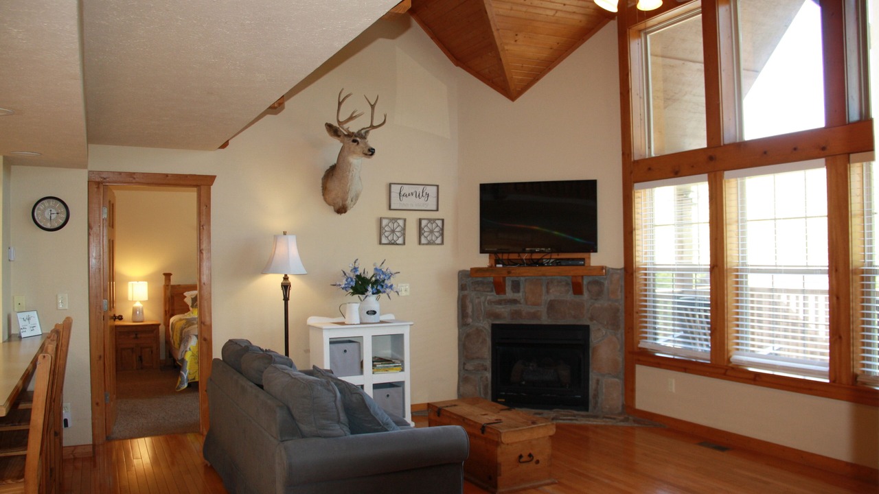 Photo of Livingroom in Reeds Spring