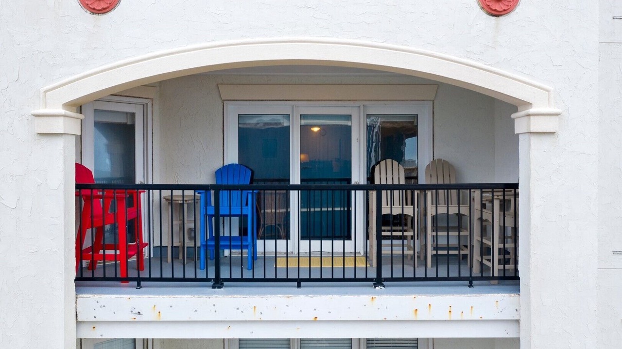 Photo of Patio Balcony in North Topsail Beach