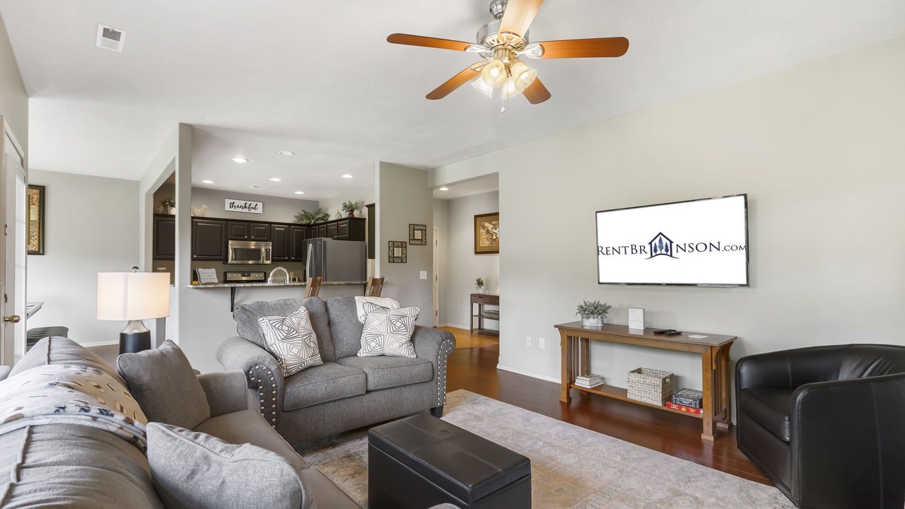 Photo of Livingroom in Branson West