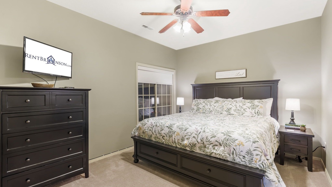 Photo of Bedroom in Branson West