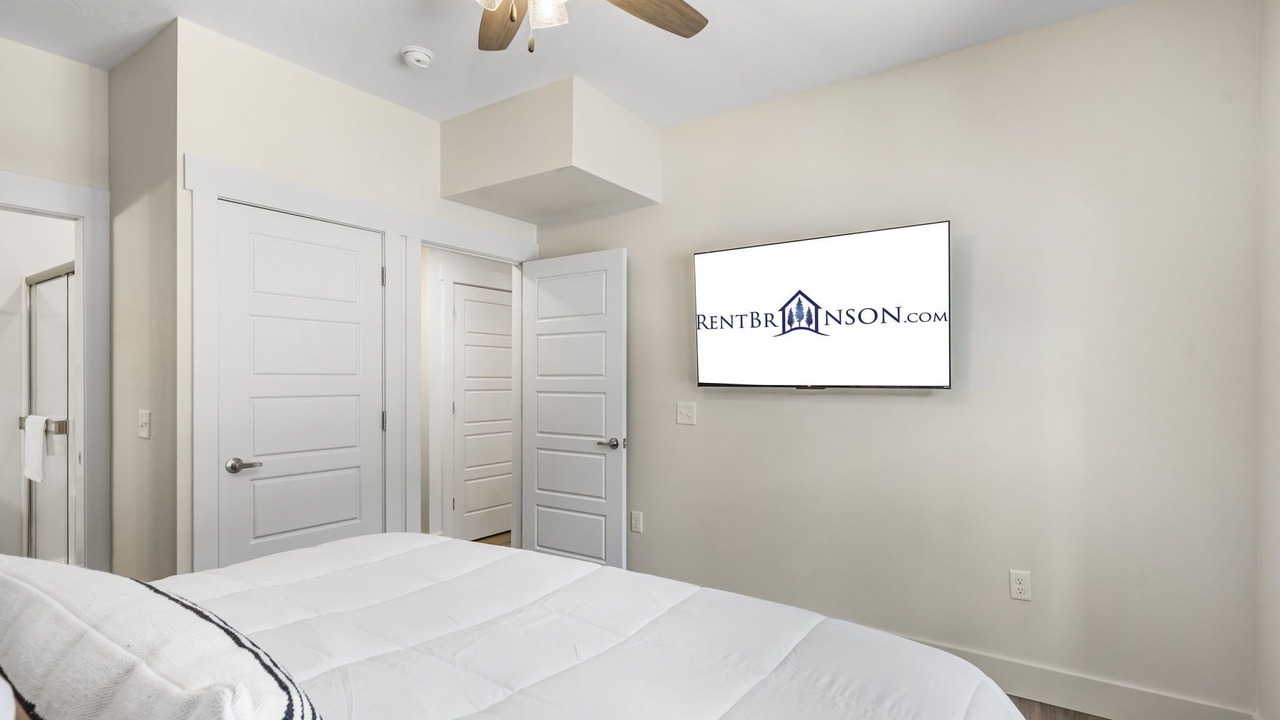 Photo of Bedroom in Branson