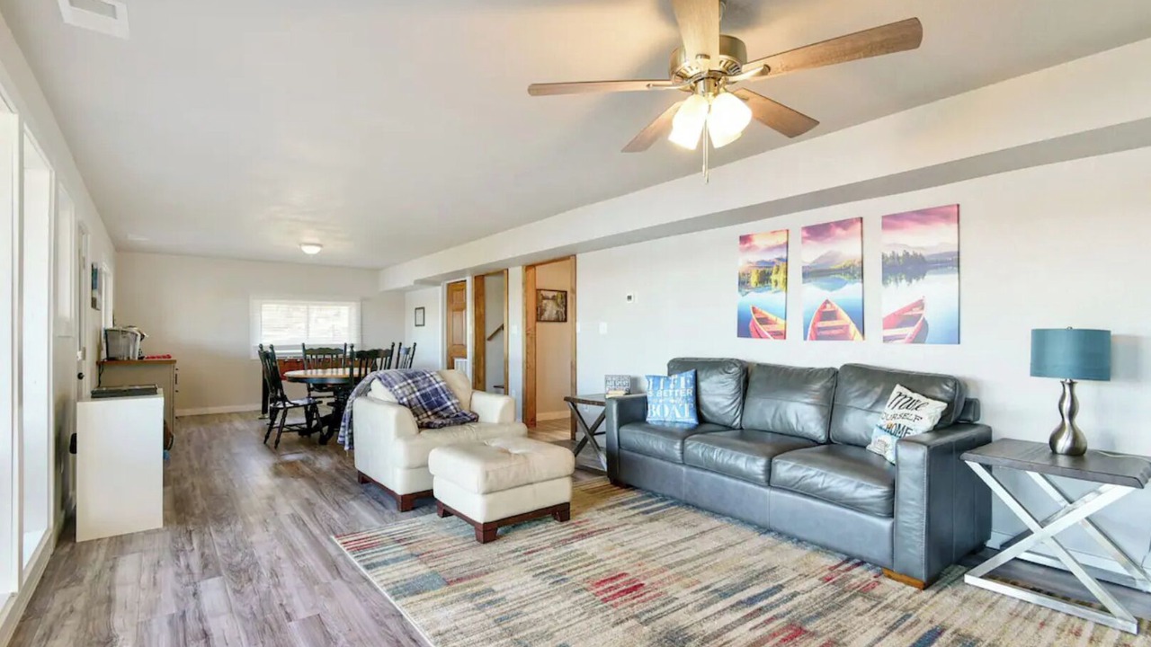 Photo of Livingroom in Shell Knob