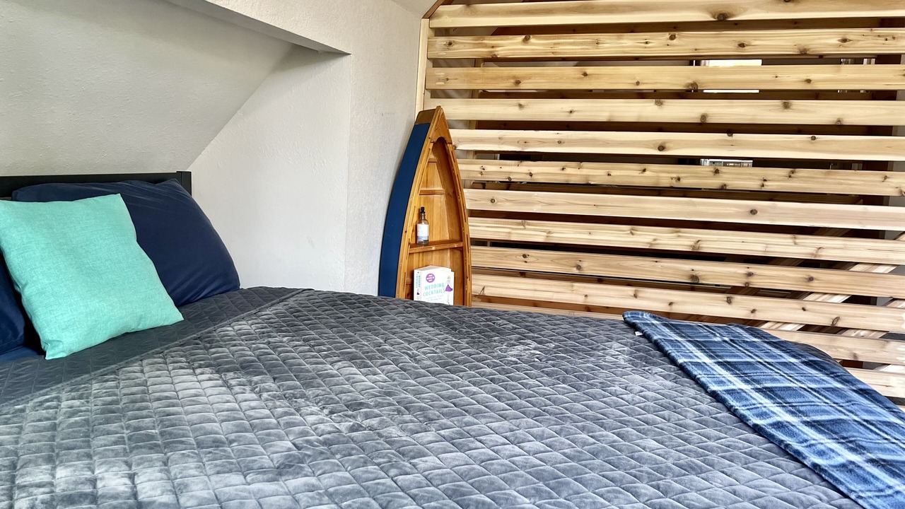 Photo of Bedroom in Shell Knob