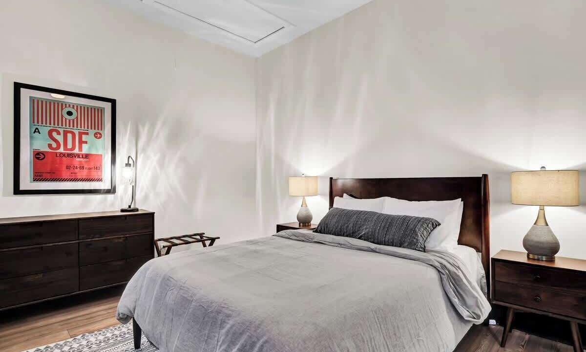Photo of Bedroom in Butchertown