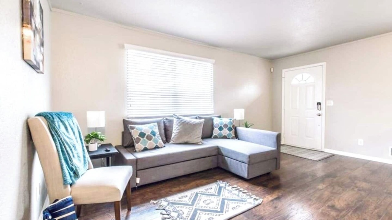 Photo of Livingroom in Kansas City