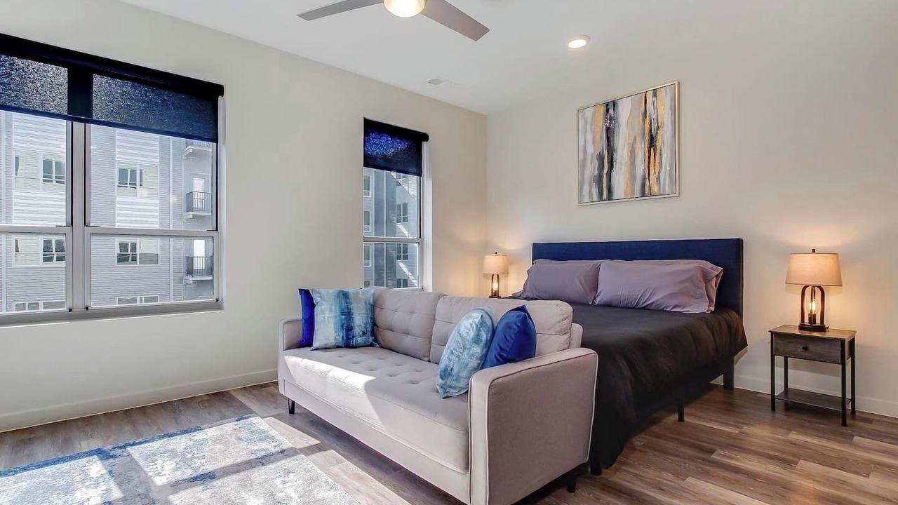 Photo of Livingroom in Downtown Louisville