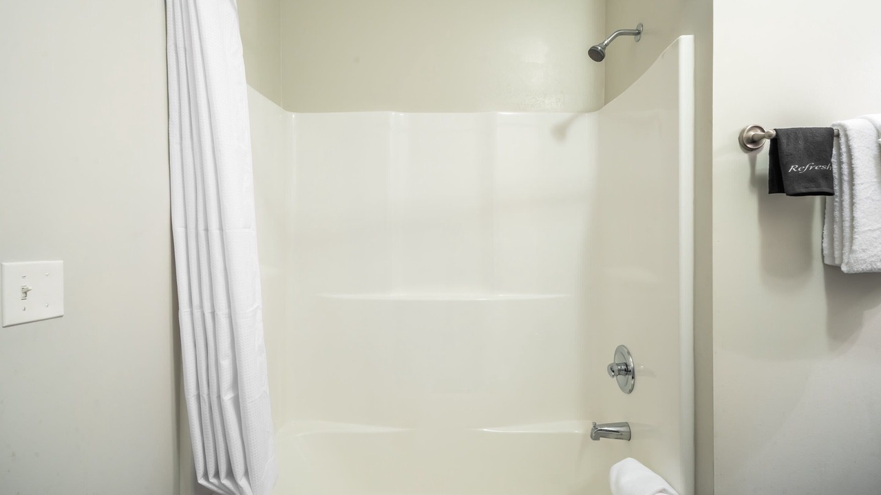 Photo of Bathroom in Music Row