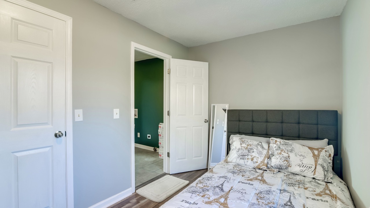 Photo of Bedroom in Hopkinsville